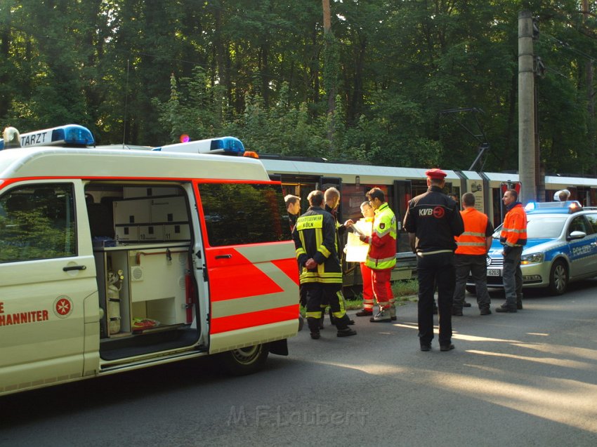 VU Radfahrer Strab Koeln Duennwald Berlinerstr Duennwalder Mauspfad P18.JPG